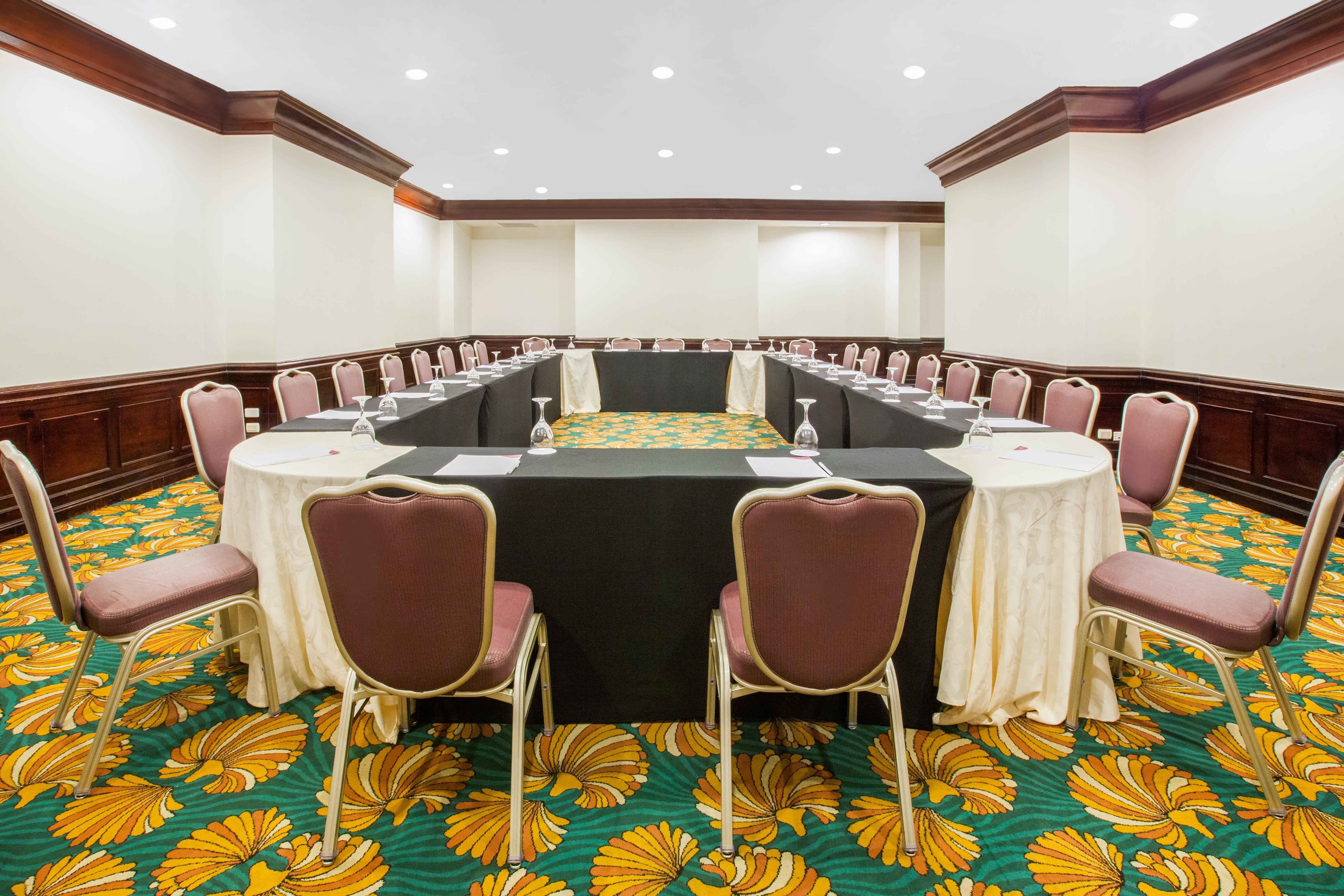 Crowne Plaza Managua By Ihg Hotel Exterior photo