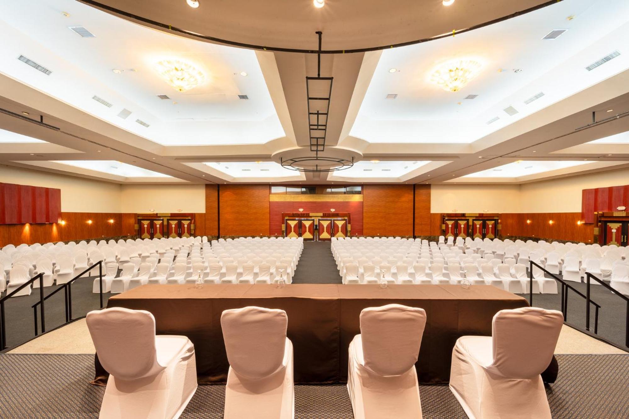 Crowne Plaza Managua By Ihg Hotel Exterior photo